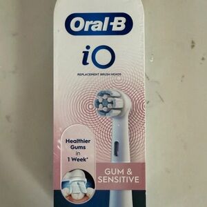 Oral-B iO Gum & Sensitive Replacement Brush Heads - White